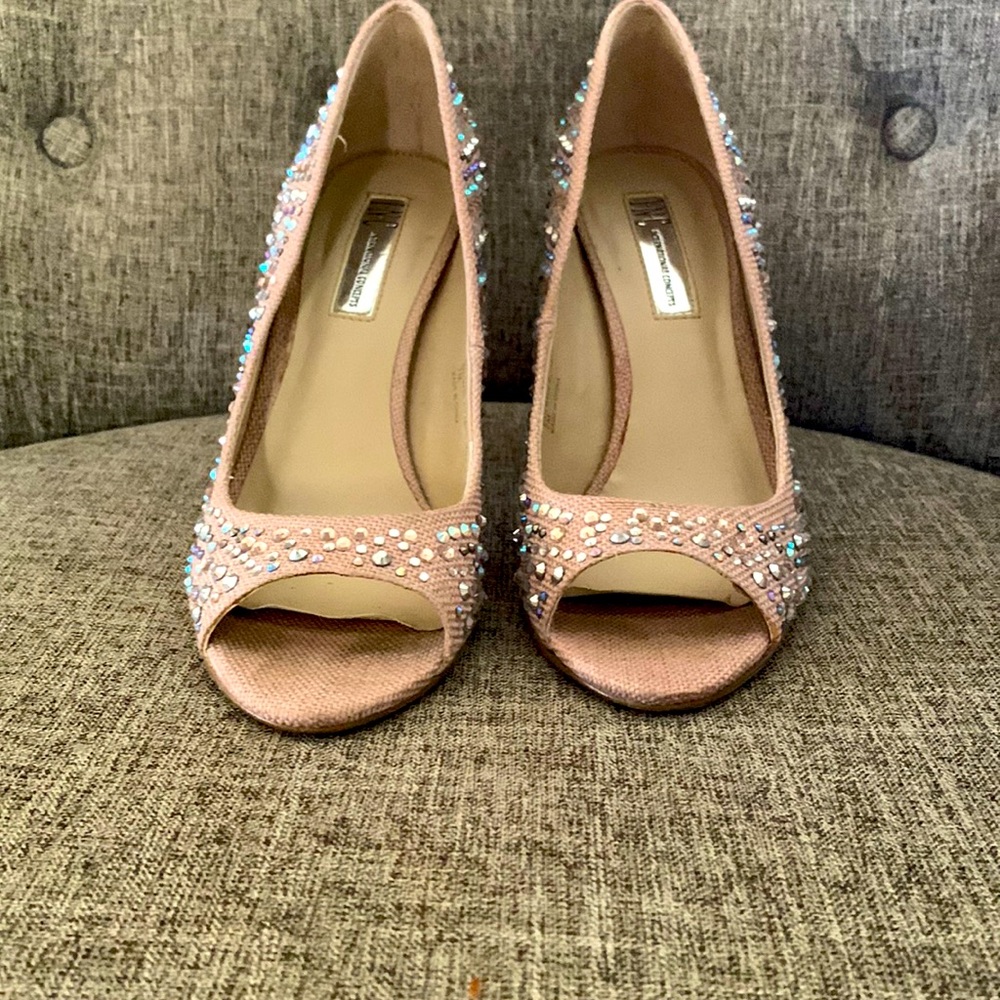 Size 7 Dressy heels with glitter